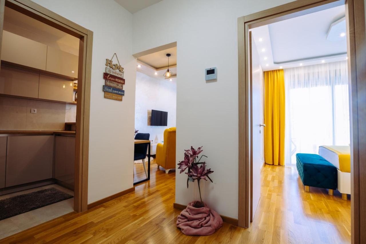 S&S Apartment Becici Budva Exterior photo